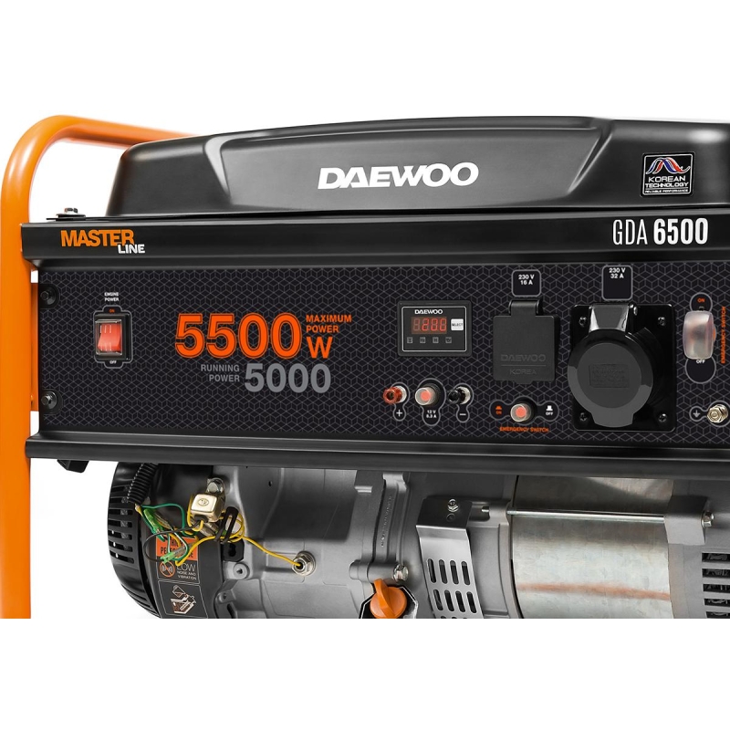 ZESTAW AGREGAT PRĄDOTWÓRCZY DAEWOO GDA 6500 5.0kW + 2x GENERATOR OIL SAE 10W-30 DWO 600