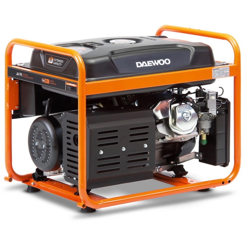 ZESTAW AGREGAT PRĄDOTWÓRCZY DAEWOO GDA 6500 5.0kW + 2x GENERATOR OIL SAE 10W-30 DWO 600