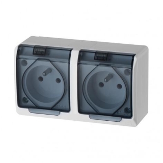 Hermes Gniazdo Hermetyczne Podwójne Natynkowe Z Uziemieniem 16A Ip44 Z Klapką Dymną Białe Gnt 0322‑01