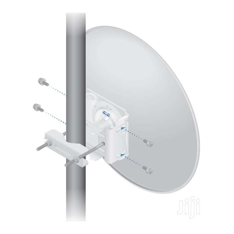 UBIQUITI POWERBEAM PBE-5AC-GEN2
